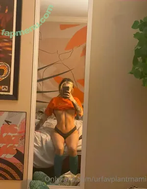  nude photo #0004
