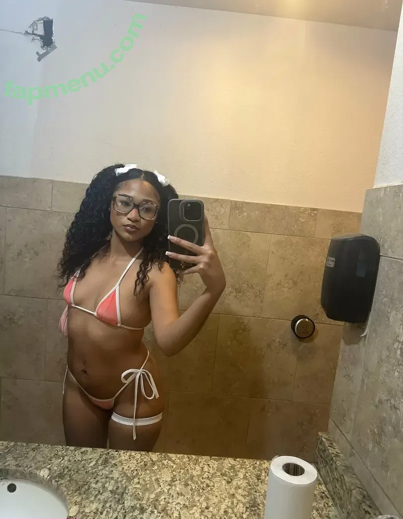 urfavvvflippp nude photo #0001 (fr3akyfilipina)