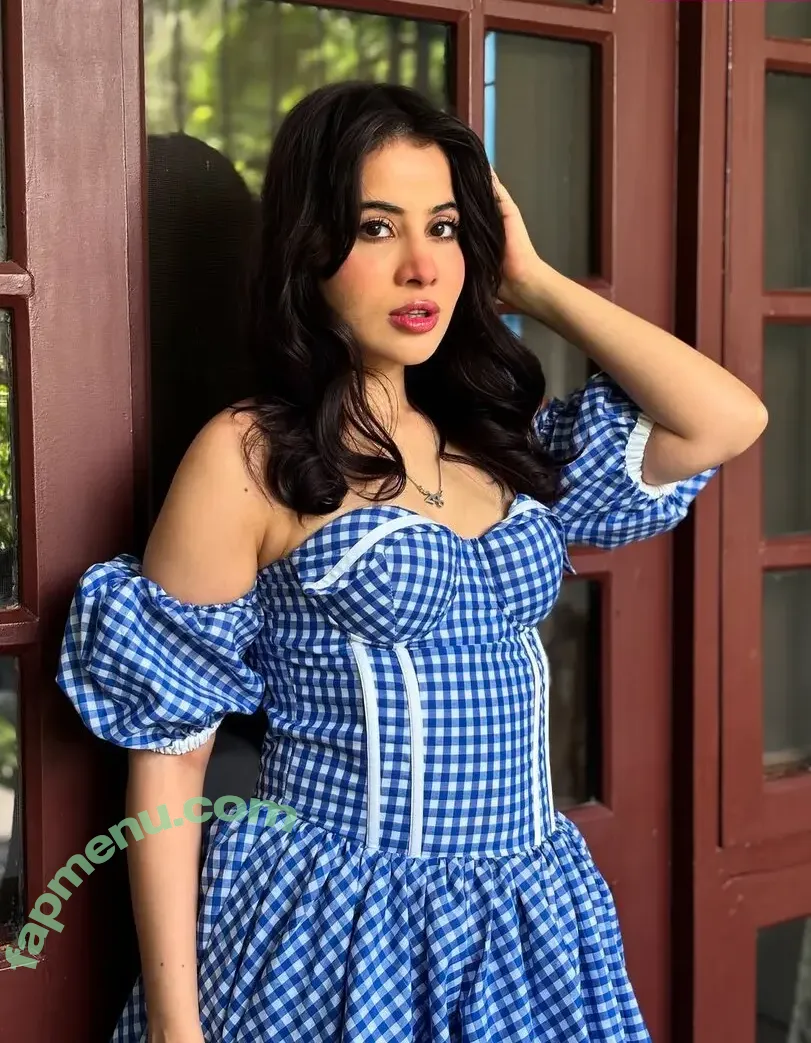Urfi Javed nude photo #0031 (urf7i)