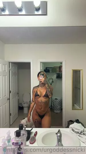 Urgoddessnicki / Ayeohqueenbitch / Ayeohqueennicki / GoddessNicki666 / ayeohqueennickipt2 / wetbynick nude photo #0035