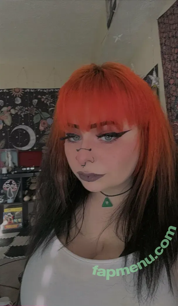urgothfairy666 nude photo #0018 (urgothfairy666)