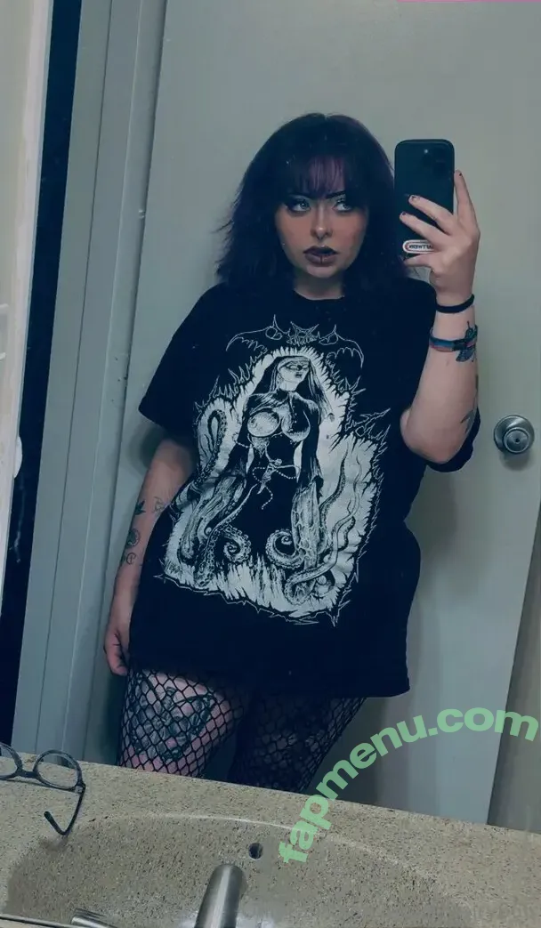 urgothfairy666 nude photo #0066 (urgothfairy666)