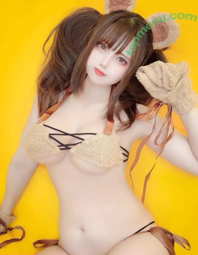 Uri11_27 nude photo #0336 (Uri11_27)