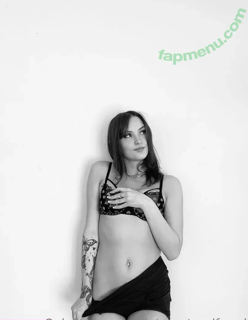 urinternetgurlfrand nude photo #0015 (urinternetgf)
