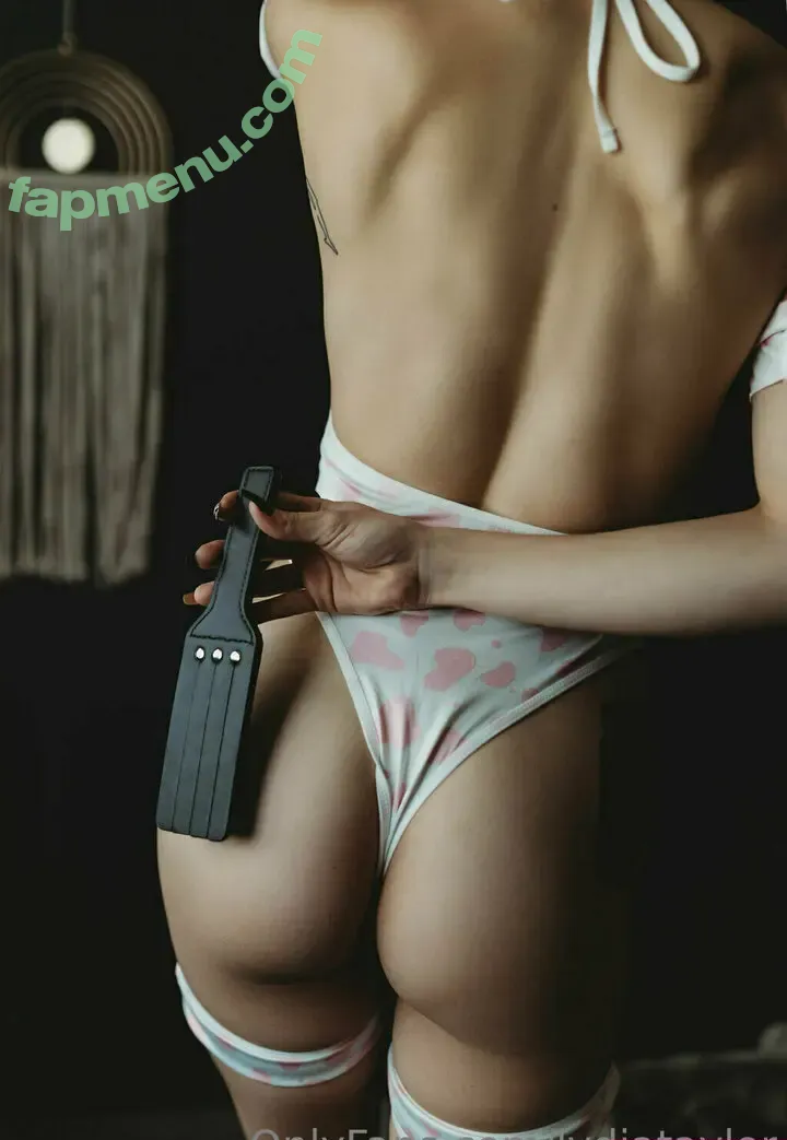 urlittlefluff nude photo #0004 (urlittlefluff)