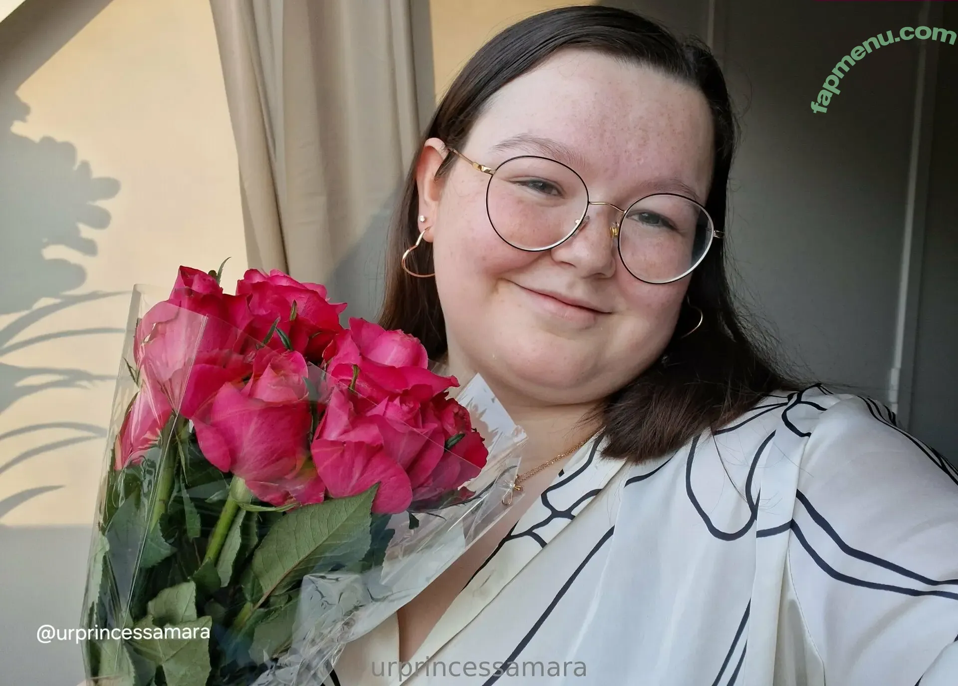 urprincessamara nude photo #0005 (reel)