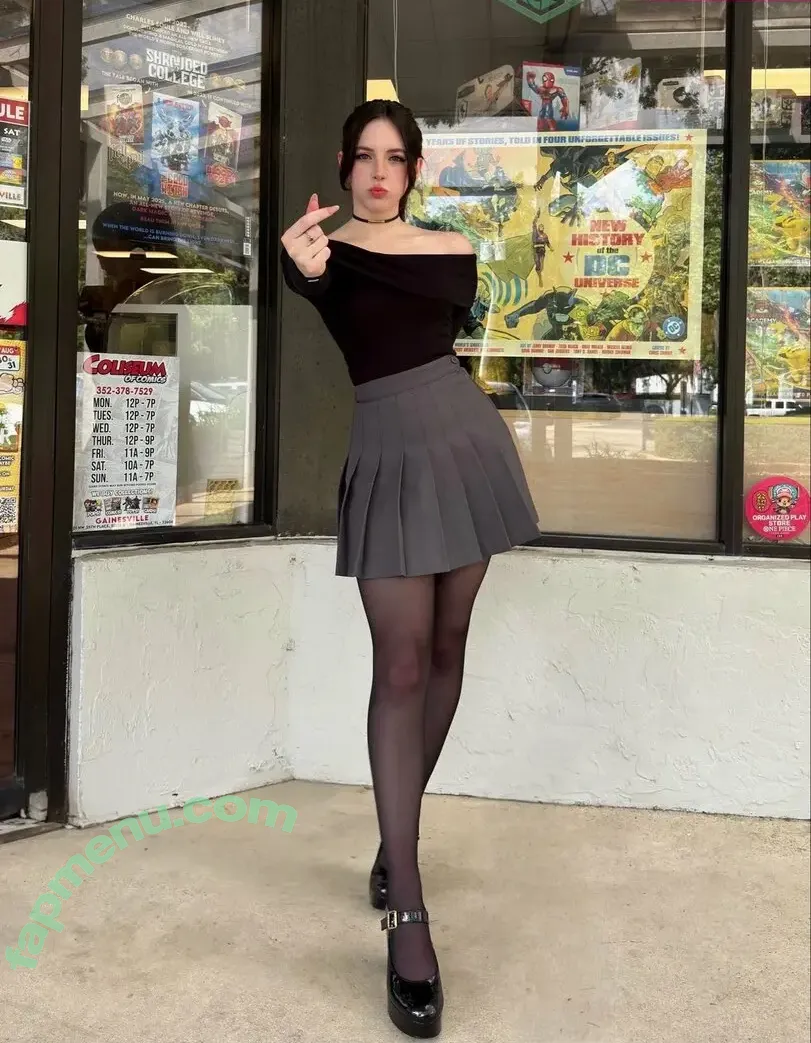 Ursiiday nude photo #0049 (Ursiiday)