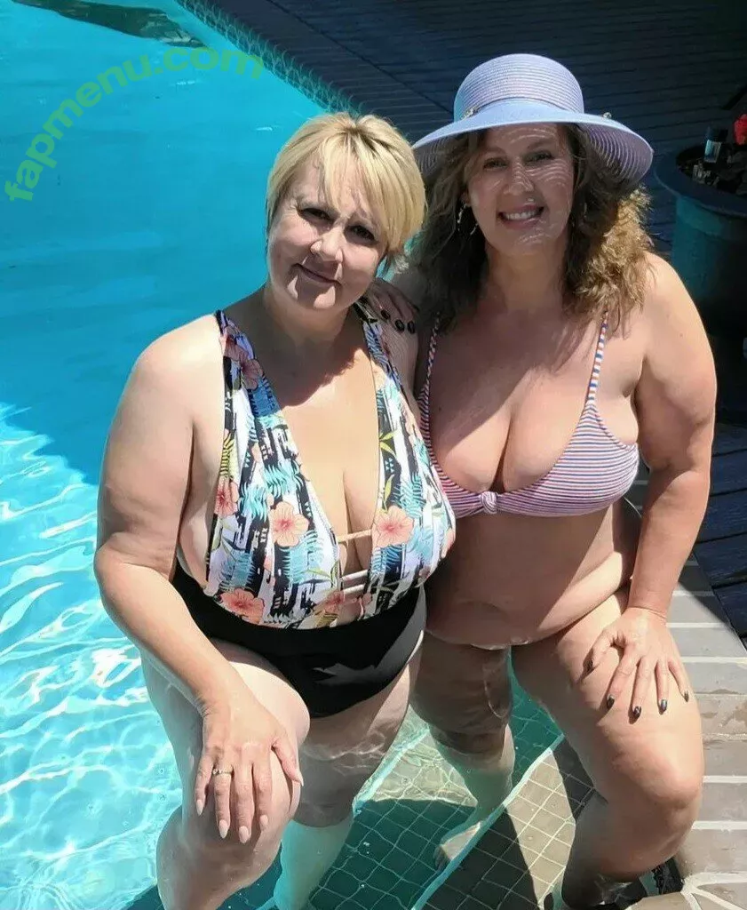 Ursula nude photo #0043 (fantasymilfursula / ursula_brooklyn / ursulasworld / ursulatv)