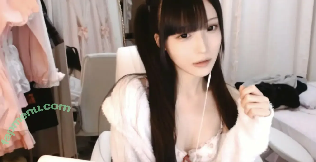 usamellow nude photo #0076 (usamello / usamimi / みなみといっしょ。 (みなみ。)