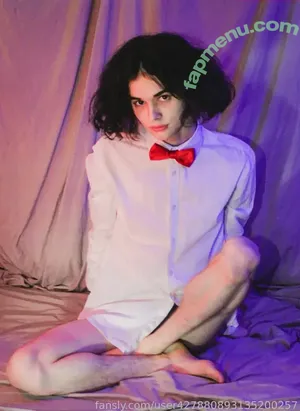  nude photo #0001