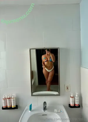  nude photo #0001