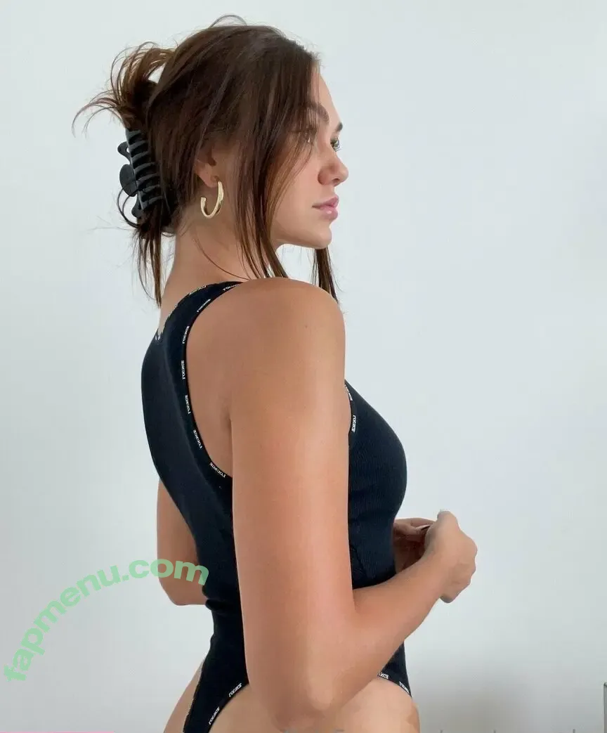 user4738295857483 nude photo #0025 (user4738295857483)