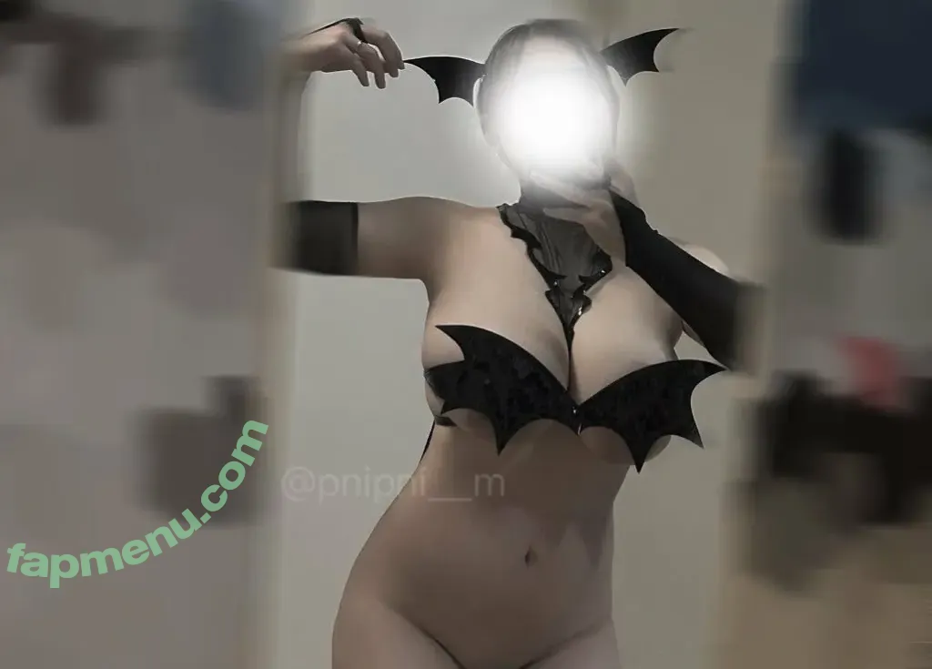 _UTxTU_mom_ nude photo #0066 (__thatcoolmom__)