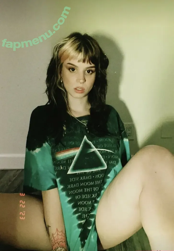 uuxxiiee nude photo #0007 (Josie✨)