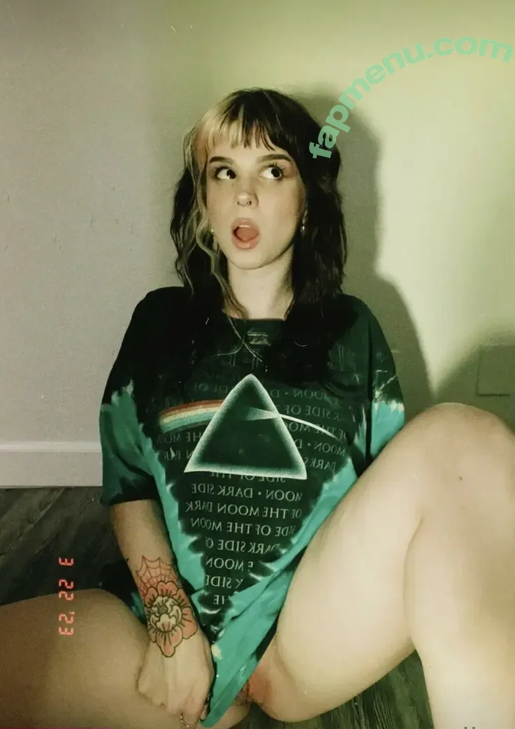 uuxxiiee nude photo #0008 (Josie✨)