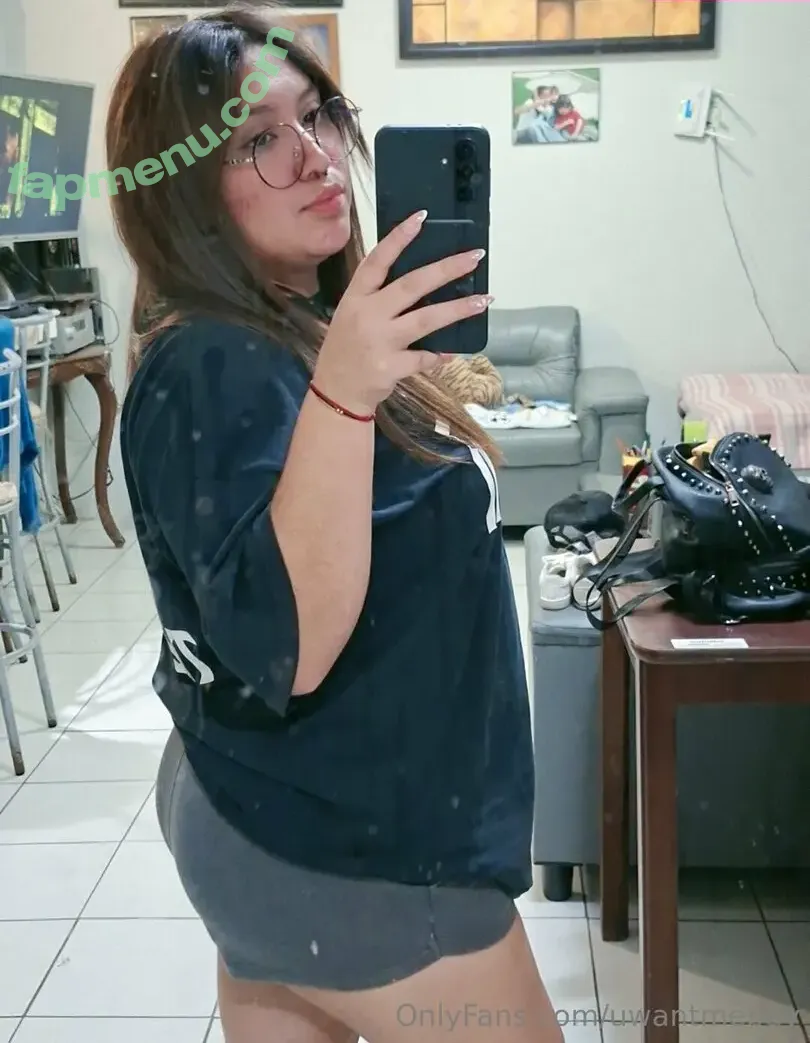 uwantmebay nude photo #0003 (uwantmebay)