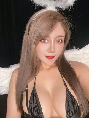 Uying / Yui ASMR / uying_87 nude photo #0010