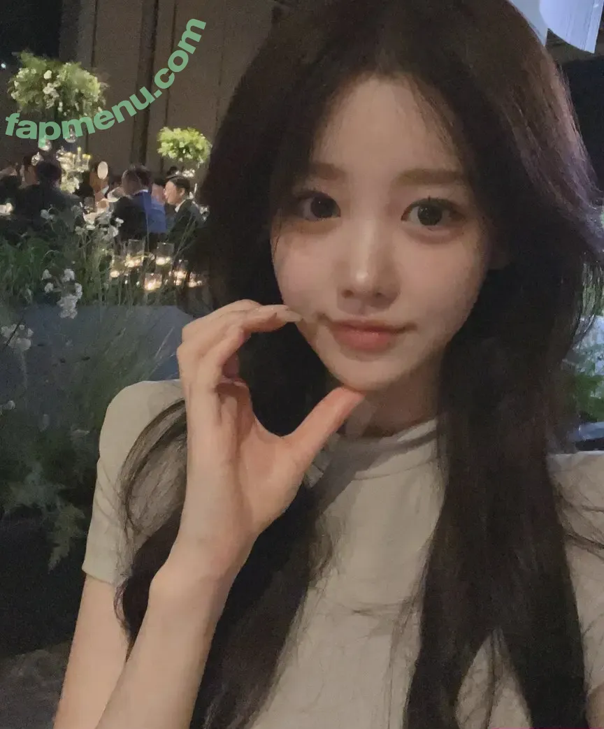 Uzaa nude photo #0117 (____uzaa)