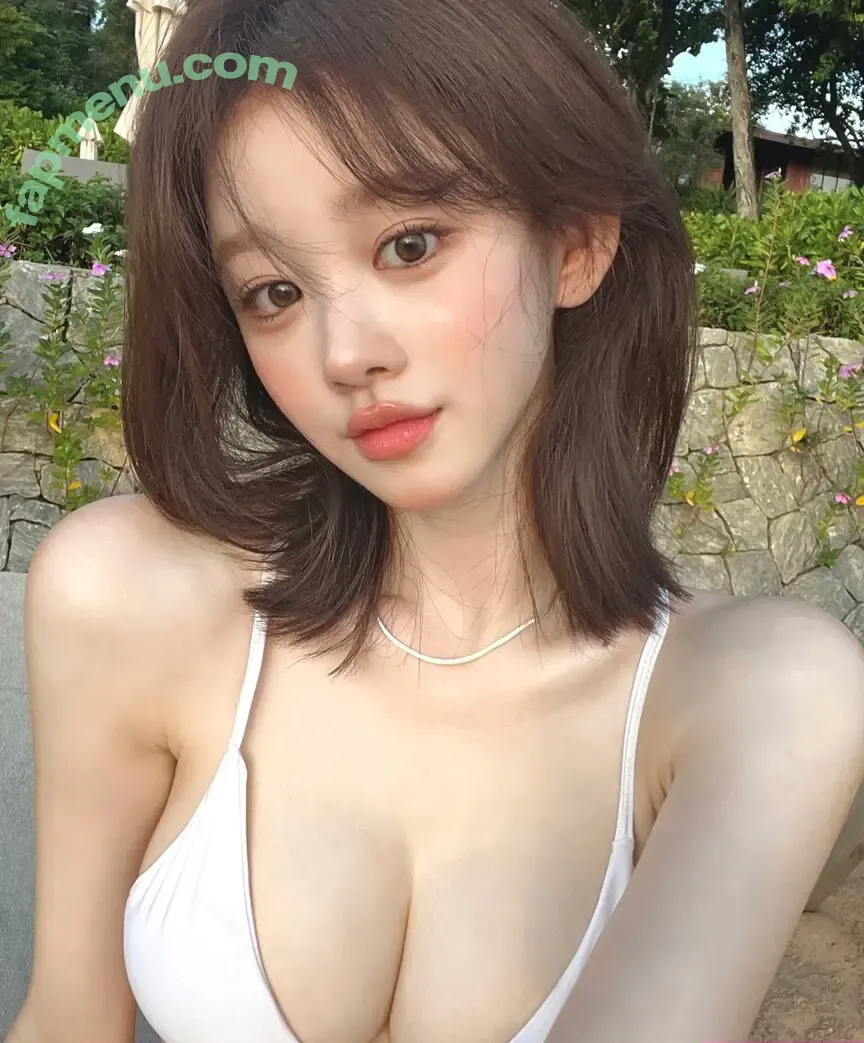 Uzaa nude photo #0127 (____uzaa)