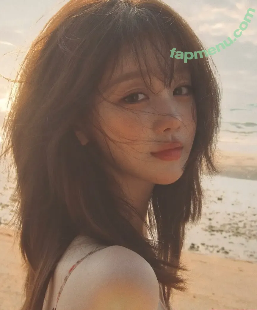 Uzaa nude photo #0138 (____uzaa)