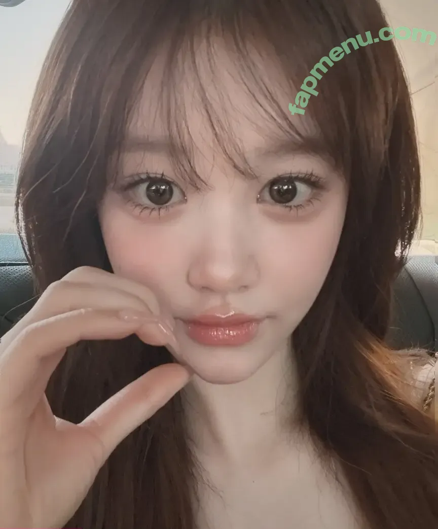 Uzaa nude photo #0153 (____uzaa)