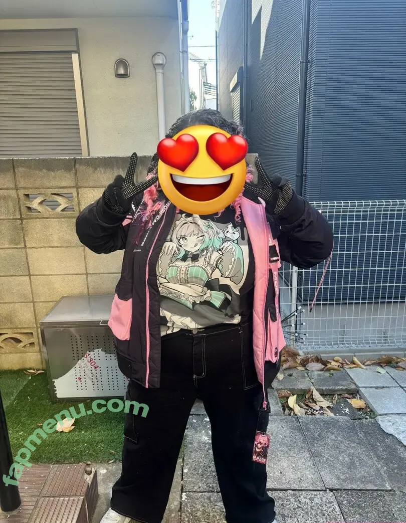 Uzuri Mia nude photo #0009 (uzurimia)