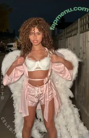 V7ena / u7ena nude photo #0058