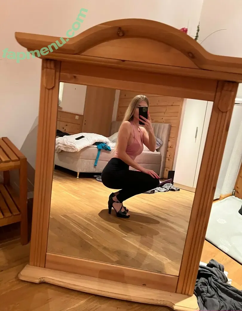 Vaanessaaa_98 nude photo #0020 (Vaanessaaa_98)