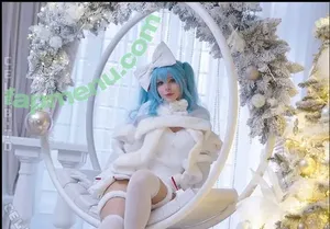 Vahnilly / Lilly / Vahnilly_ nude photo #0008