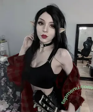 Vahnilly / Lilly / Vahnilly_ nude photo #0019