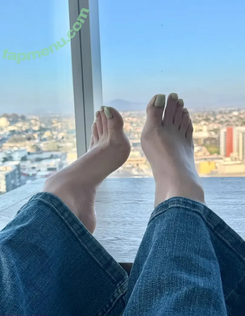 vaine nude photo #0039 (vainemagazine)