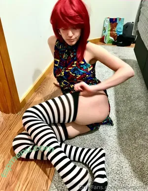  nude photo #0004