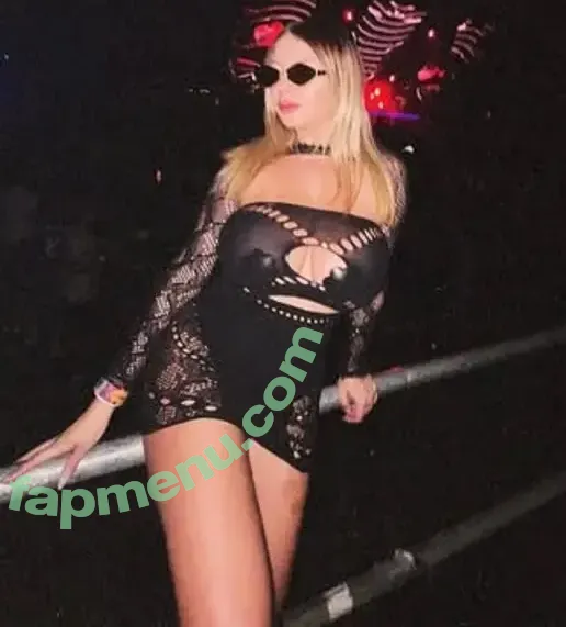 Vale S nude photo #0078 (iamlavale.s / valesc / valy_s)