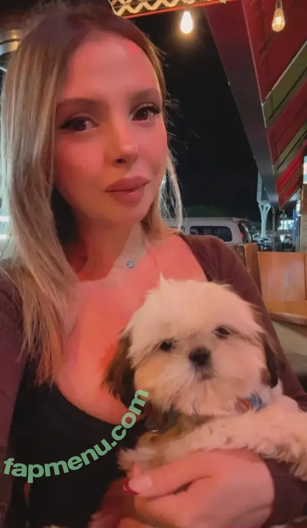 Vale S nude photo #0136 (iamlavale.s / valesc / valy_s)