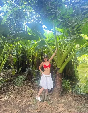 Valencia Grace / valenciagrace nude photo #0024