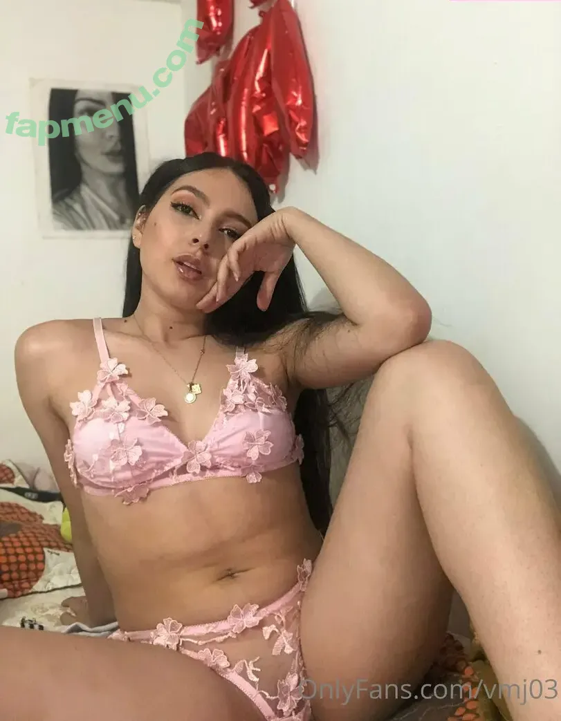 valenmolinaju nude photo #0007 (valenmolinaju)