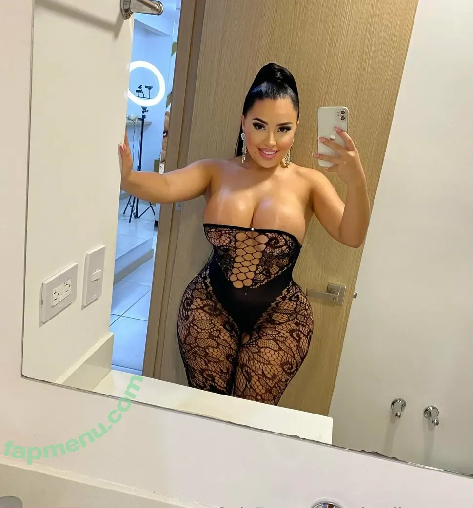 valentiinaperez nude photo #0044 (__valentinaperez)