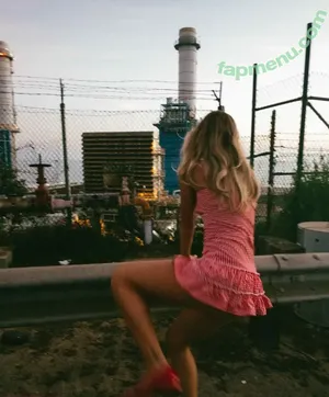 valentiinarose / Valentina Bilbao / valentinarose18 nude photo #0024