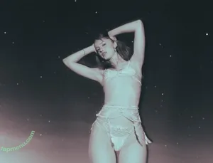 valentiinarose / Valentina Bilbao / valentinarose18 nude photo #0076