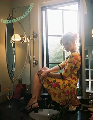 valentiinarose / Valentina Bilbao / valentinarose18 nude photo #0114