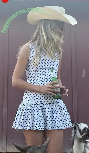 valentiinarose / Valentina Bilbao / valentinarose18 nude photo #0157