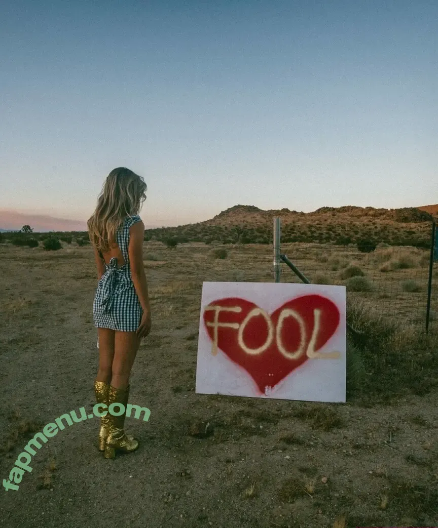 valentiinarose nude photo #0031 (Valentina Bilbao / valentinarose18)