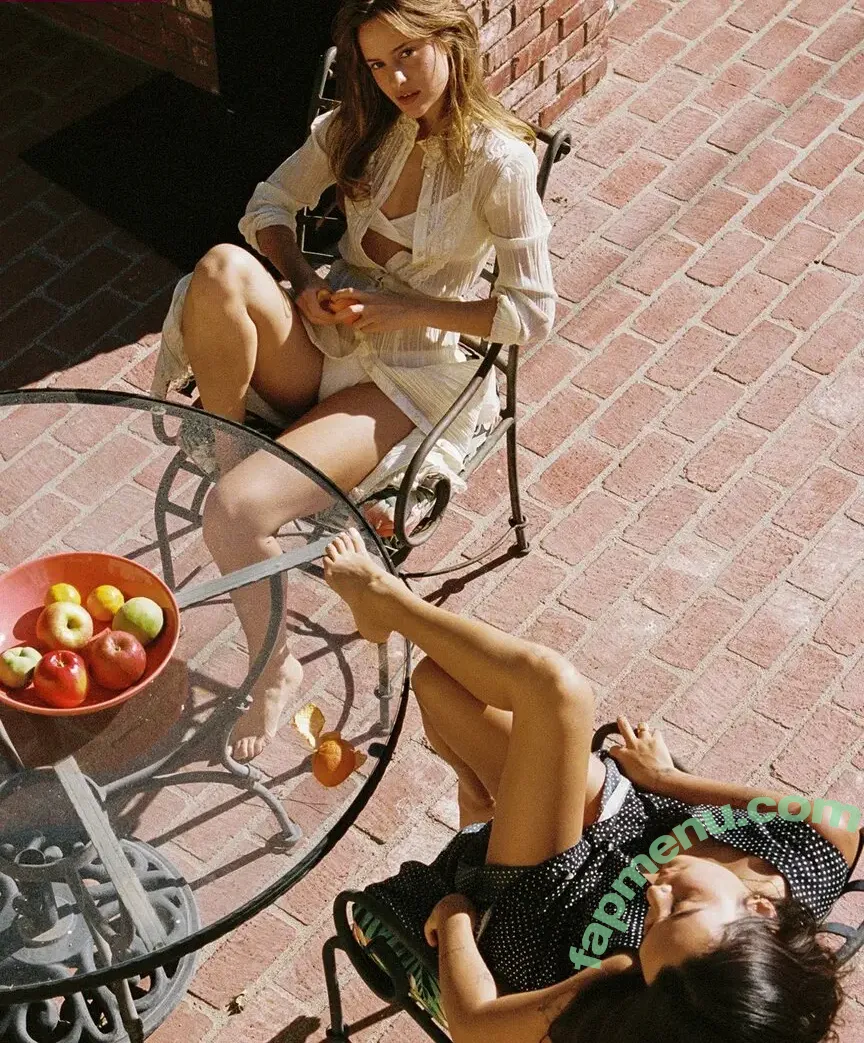 valentiinarose nude photo #0040 (Valentina Bilbao / valentinarose18)