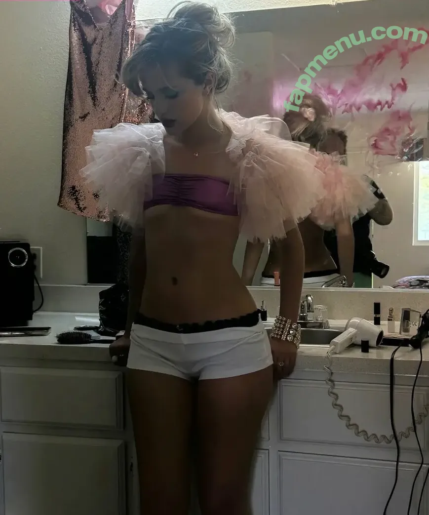 valentiinarose nude photo #0104 (Valentina Bilbao / valentinarose18)