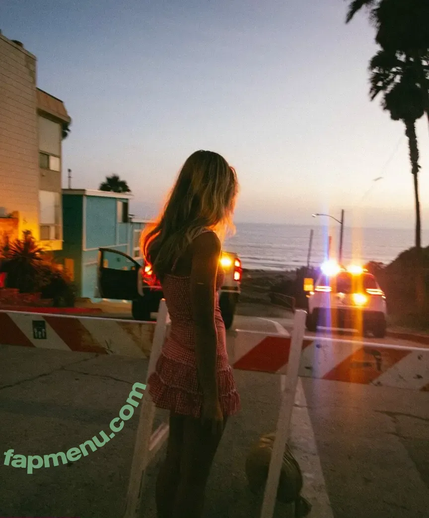 valentiinarose nude photo #0117 (Valentina Bilbao / valentinarose18)