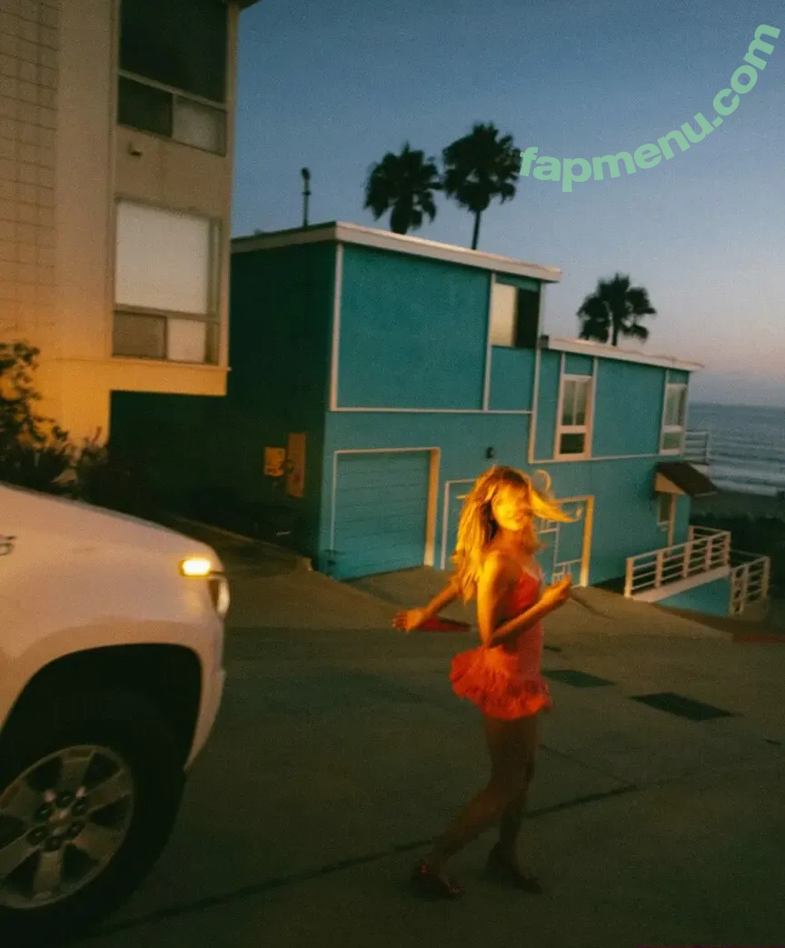 valentiinarose nude photo #0118 (Valentina Bilbao / valentinarose18)