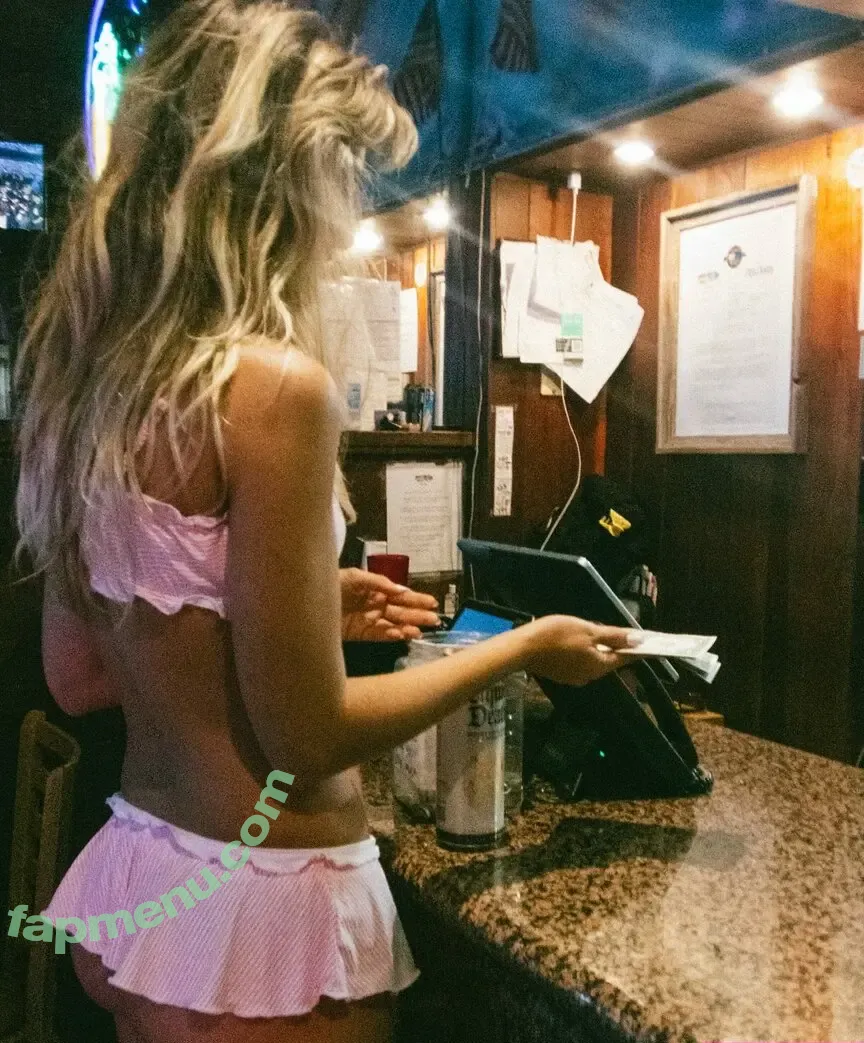 valentiinarose nude photo #0119 (Valentina Bilbao / valentinarose18)