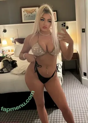 Valentina / valentina_oxo / xxvalen444 / xxvalenxoxo nude photo #0224