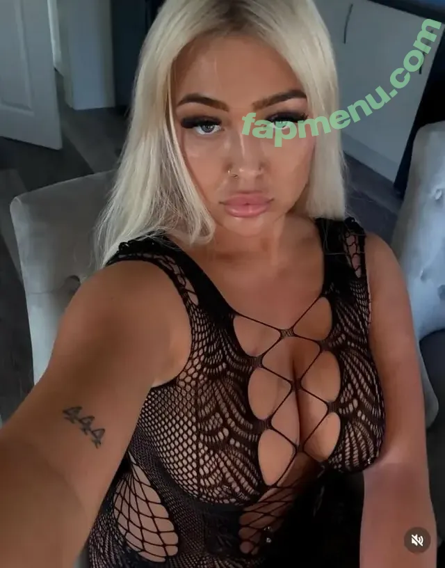 Valentina nude photo #0231 (valentina_oxo / xxvalen444 / xxvalenxoxo)