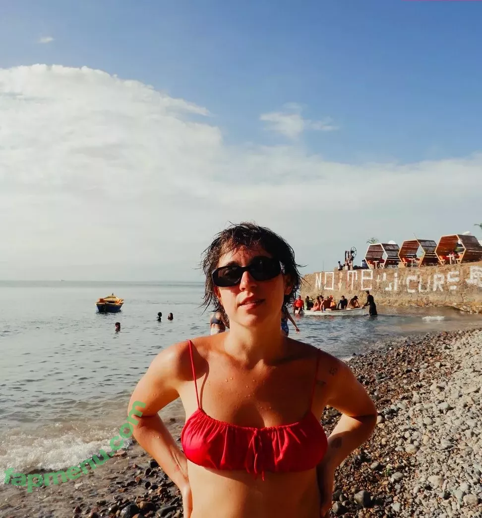 Valentina Bandeira nude photo #0092 (valenbandeira)